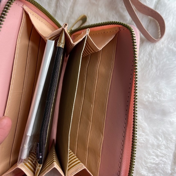 New medium wallet - Picture 5 of 9